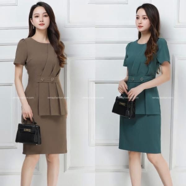 Pleated Waist Cinched Dress - Image 5